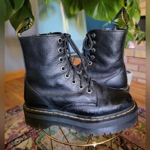 Jadon milled leather Dr. Martens platform boots size 9